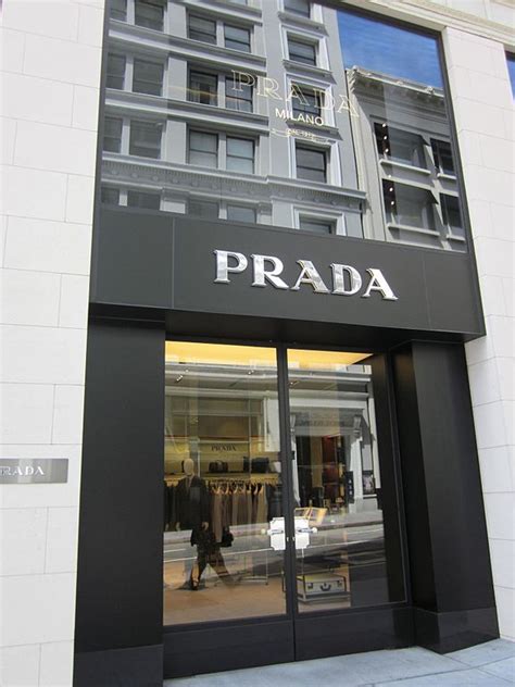 posizioni aperte fondazione prada|prada academy.